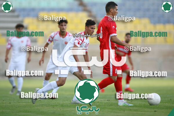 ۳ - ۱ پرسپولیس