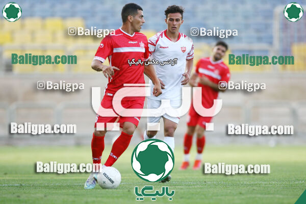 ۳ - ۱ پرسپولیس