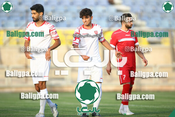۳ - ۱ پرسپولیس