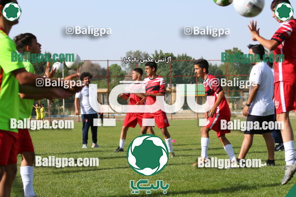 ۳ - ۲ پرسپولیس