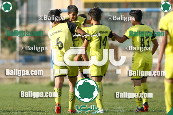 ۳ - ۲ پرسپولیس