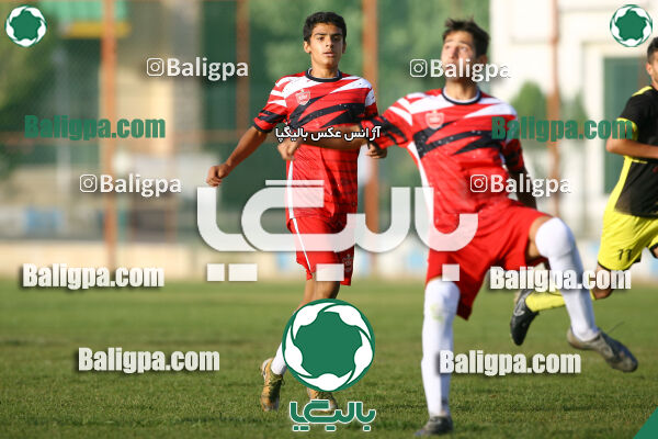 ۳ - ۲ پرسپولیس