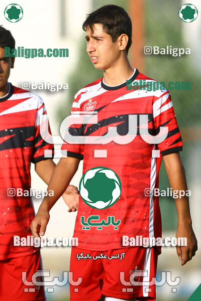 ۳ - ۲ پرسپولیس