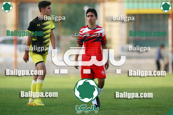 ۳ - ۲ پرسپولیس