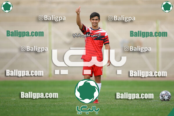 ۱ - ۲ پرسپولیس