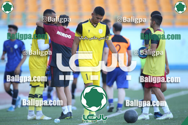 استقلال 4–0 نیروی زمینی