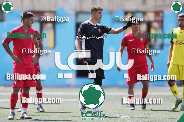 مقاومت 2–4 پرسپولیس