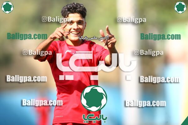 مقاومت 2–4 پرسپولیس