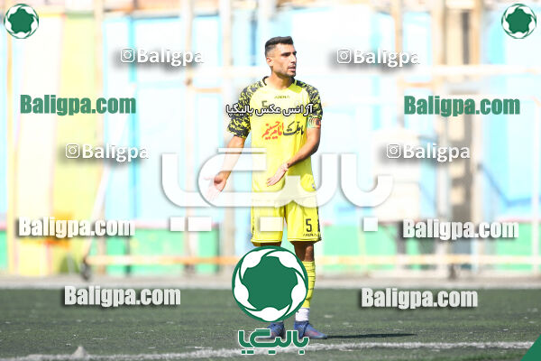 مقاومت 2–4 پرسپولیس