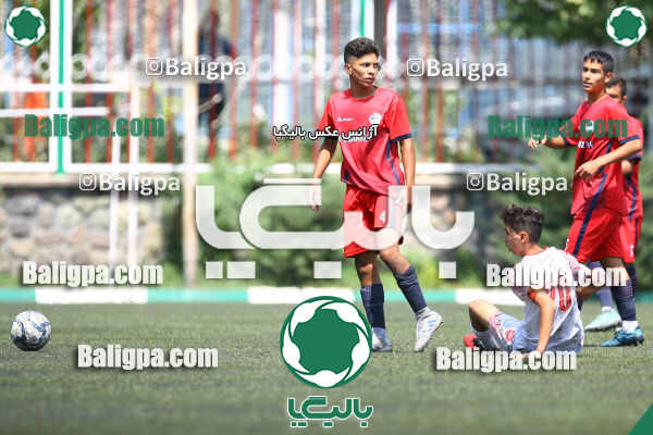 پیروزان تکین ایرانیان 2–0 پرسپولیس