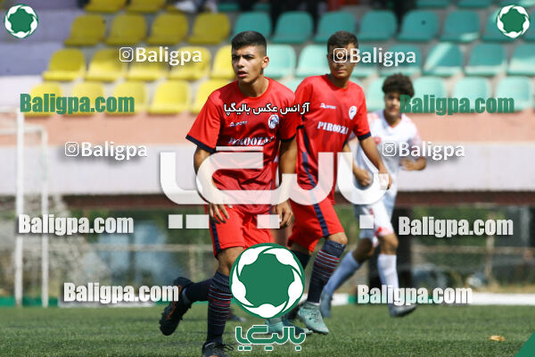 پیروزان تکین ایرانیان 2–0 پرسپولیس
