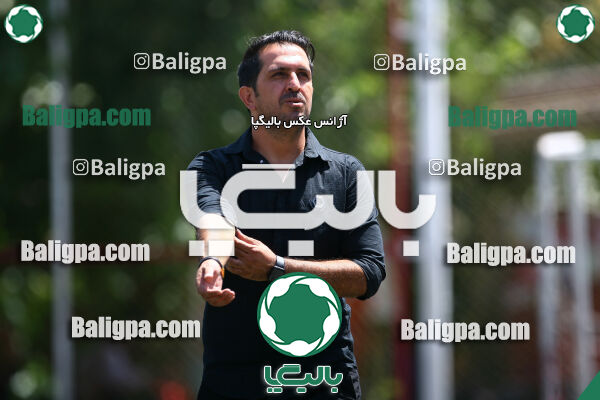۱ - ۰ پیام