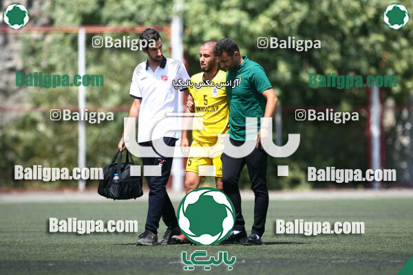 ۱ - ۰ پیام