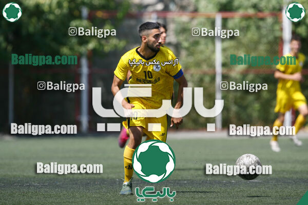 ۱ - ۰ پیام