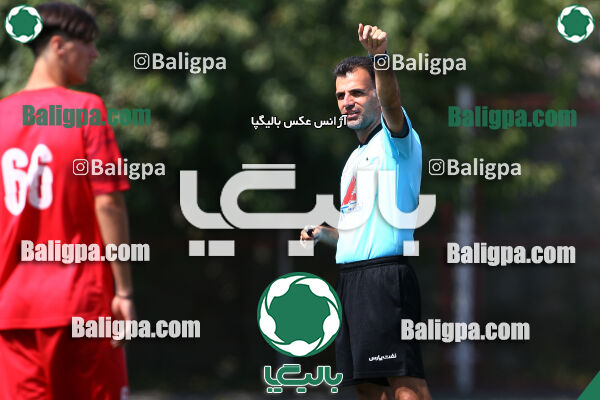 ۱ - ۰ پیام