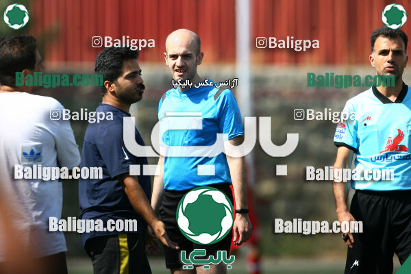 ۱ - ۰ پیام