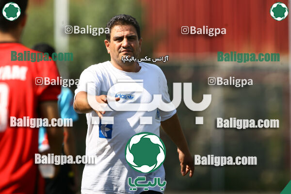 ۱ - ۰ پیام
