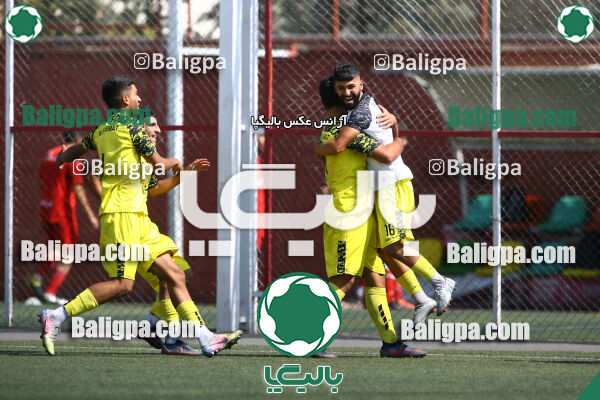 پرسپولیس 2–2 مقاومت