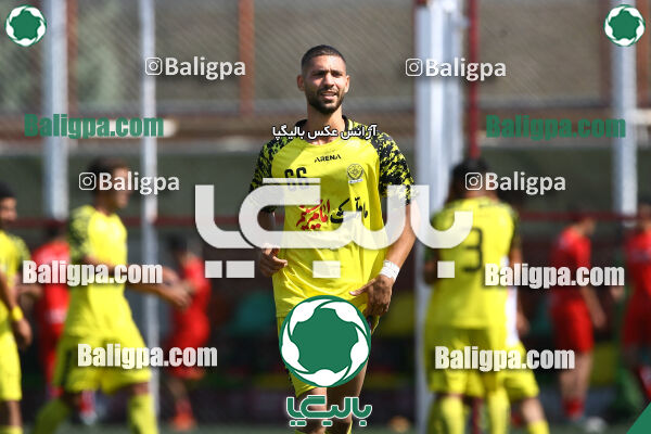 پرسپولیس 2–2 مقاومت