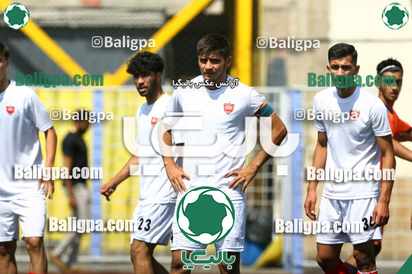 نارنجی پوشان کوهسار 2–0 پرسپولیس