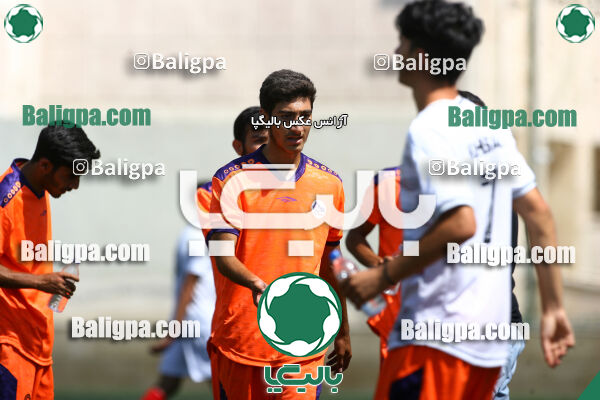 نارنجی پوشان کوهسار 2–0 پرسپولیس