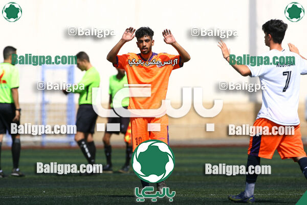 نارنجی پوشان کوهسار 2–0 پرسپولیس