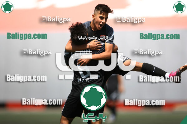 پرسپولیس 1–4 کیا