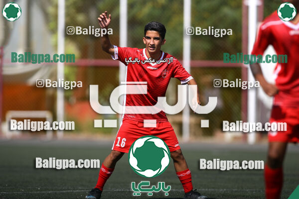 پرسپولیس 0–2 نام گستر