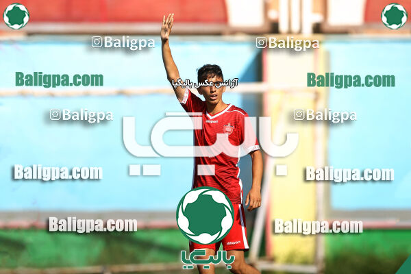 مقاومت 0–2 پرسپولیس