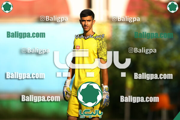 مقاومت 0–2 پرسپولیس