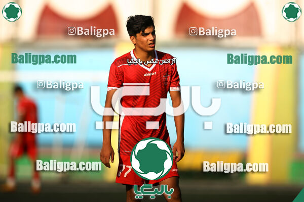 مقاومت 0–2 پرسپولیس
