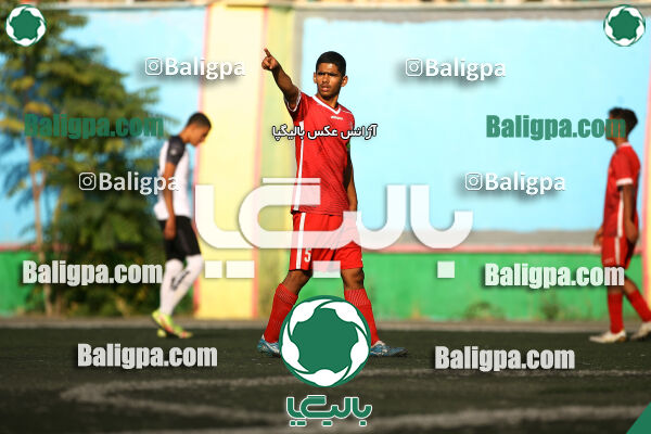 مقاومت 0–2 پرسپولیس