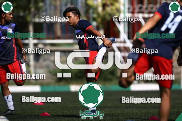 پیروزان تکین ایرانیان 0–2 پرسپولیس