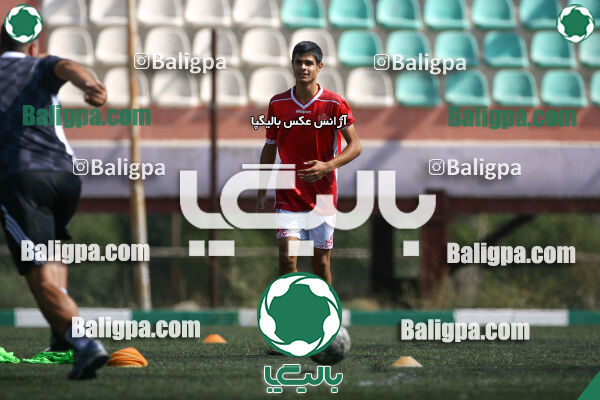 پیروزان تکین ایرانیان 0–2 پرسپولیس
