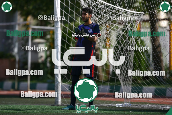 پیروزان تکین ایرانیان 0–2 پرسپولیس