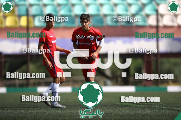 پیروزان تکین ایرانیان 0–2 پرسپولیس