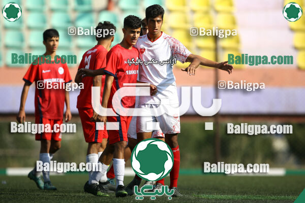 پیروزان تکین ایرانیان 0–2 پرسپولیس