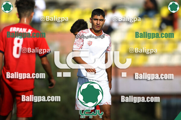 پیروزان تکین ایرانیان 0–2 پرسپولیس