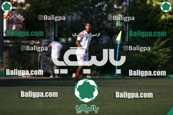 پیروزان تکین ایرانیان 0–2 پرسپولیس
