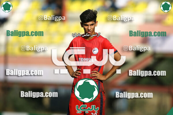 پیروزان تکین ایرانیان 0–2 پرسپولیس