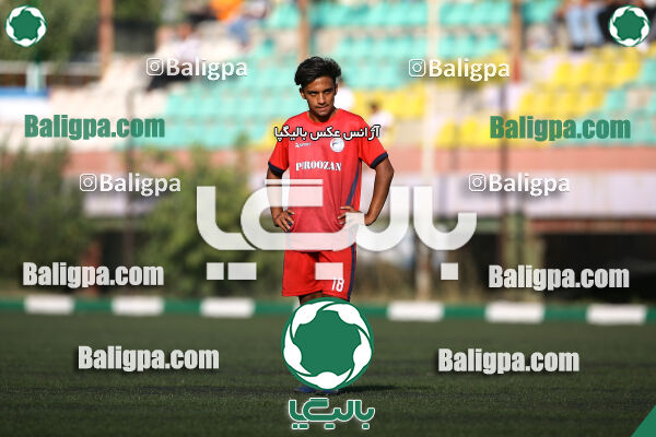 پیروزان تکین ایرانیان 0–2 پرسپولیس