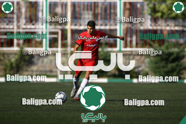 پیروزان تکین ایرانیان 0–2 پرسپولیس