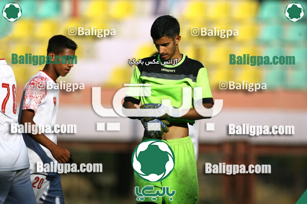 پیروزان تکین ایرانیان 0–2 پرسپولیس