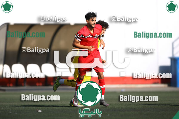 پرسپولیس 2–0 دنا صبا آیندگان