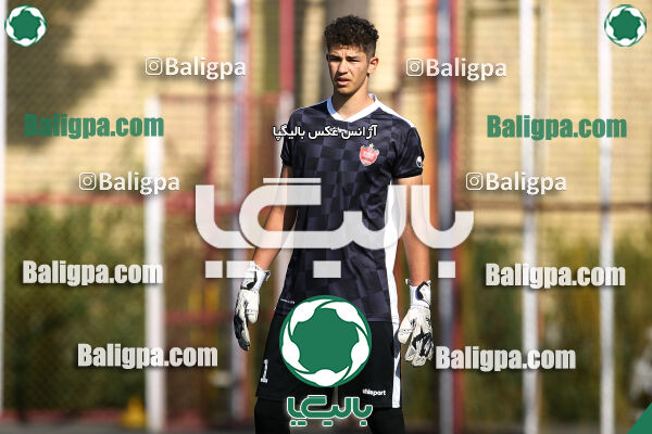پرسپولیس 2–0 دنا صبا آیندگان