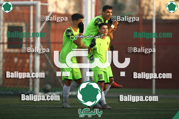 پرسپولیس 2–5 پیکان