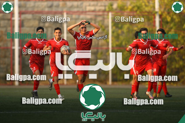 پرسپولیس 2–5 پیکان