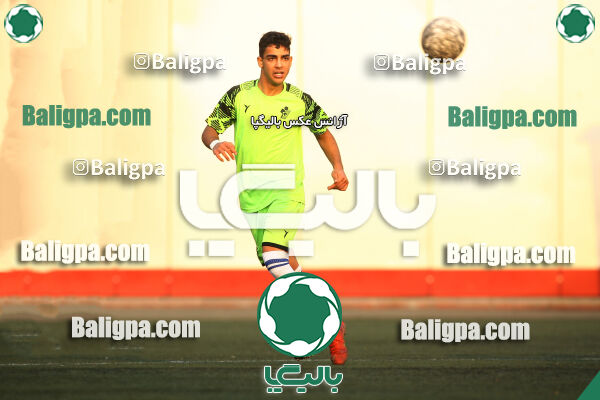 پرسپولیس 2–5 پیکان