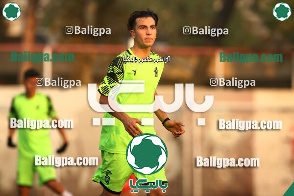 پرسپولیس 2–5 پیکان