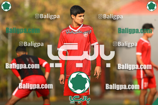 پرسپولیس 2–5 پیکان